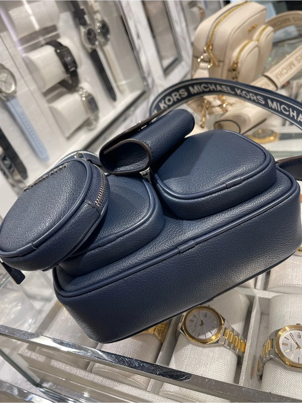Michael Kors Jet Set Leather Md Pocket Xbody Crossbody Case Apple Airpods Pro®