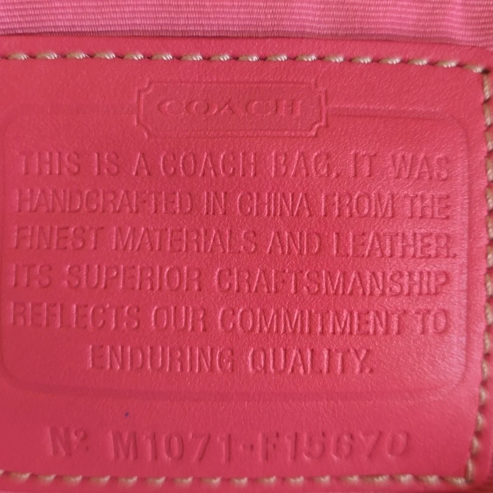 Coach coral signature