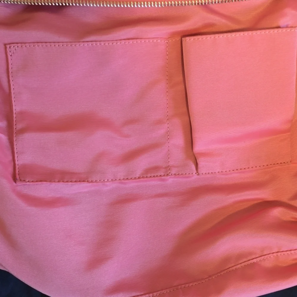 Coach coral signature