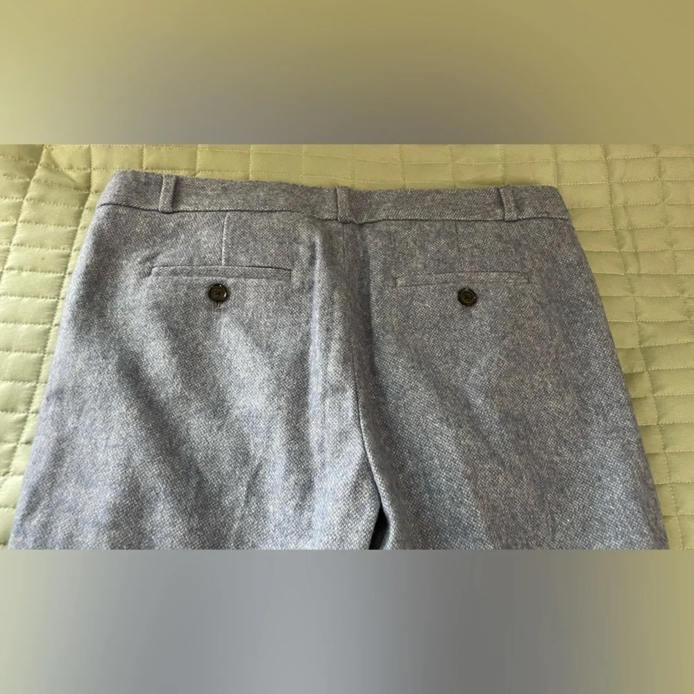 Banana Republic Avery Pant, ankle length, side pockets, wool mix. LIKE NEW