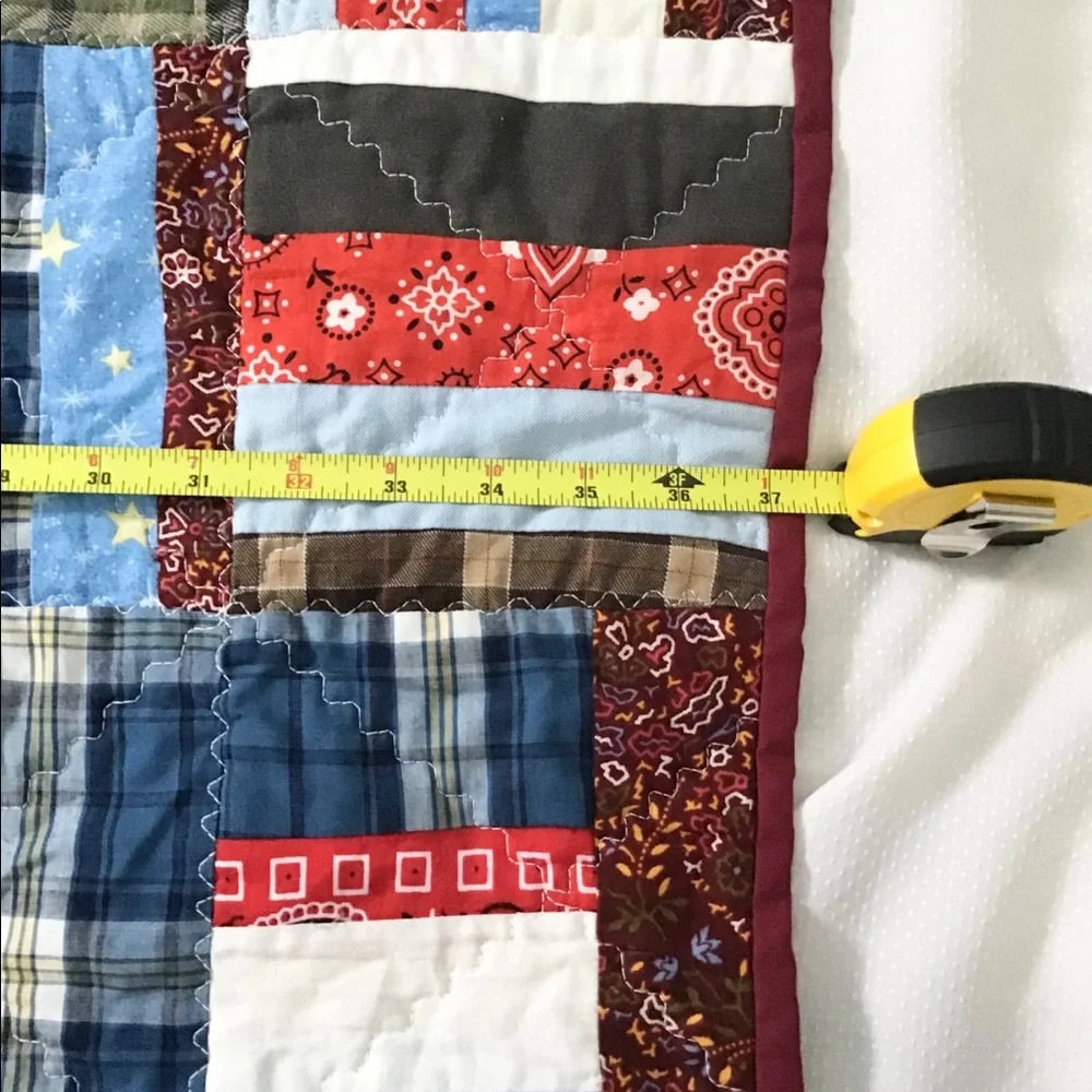 Amazing hand made SNOOPY crib quilt red/blue