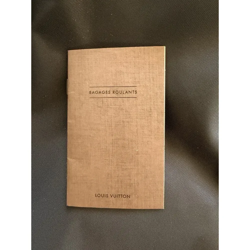 Louis Vuitton handle women