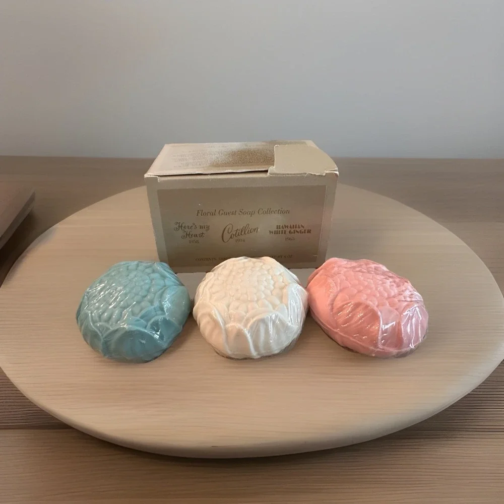 Vintage Avon Floral Guest Soap Collection - NEW OLD STOCK 1999 -