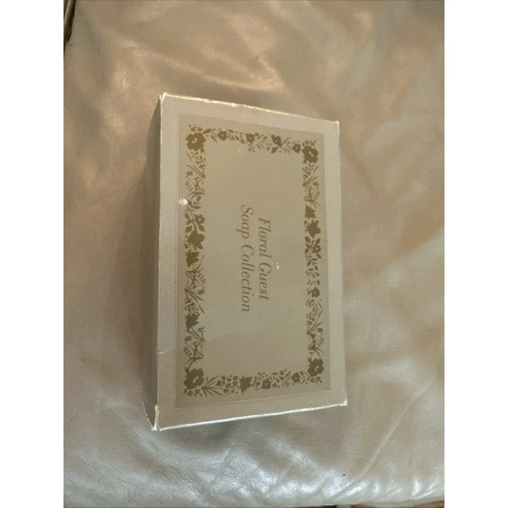 Avon vintage floral