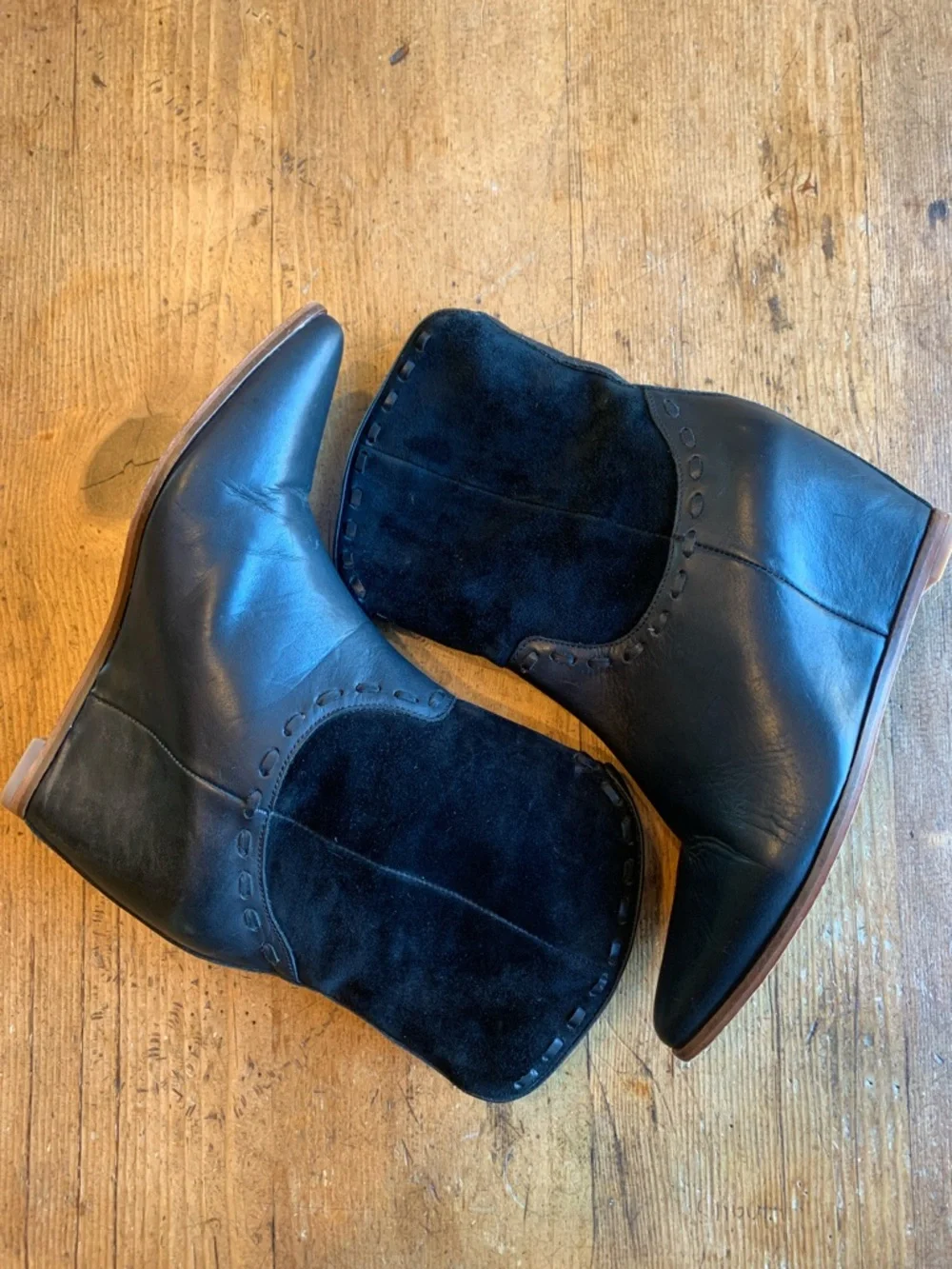 Martha Davis toe suede leather
