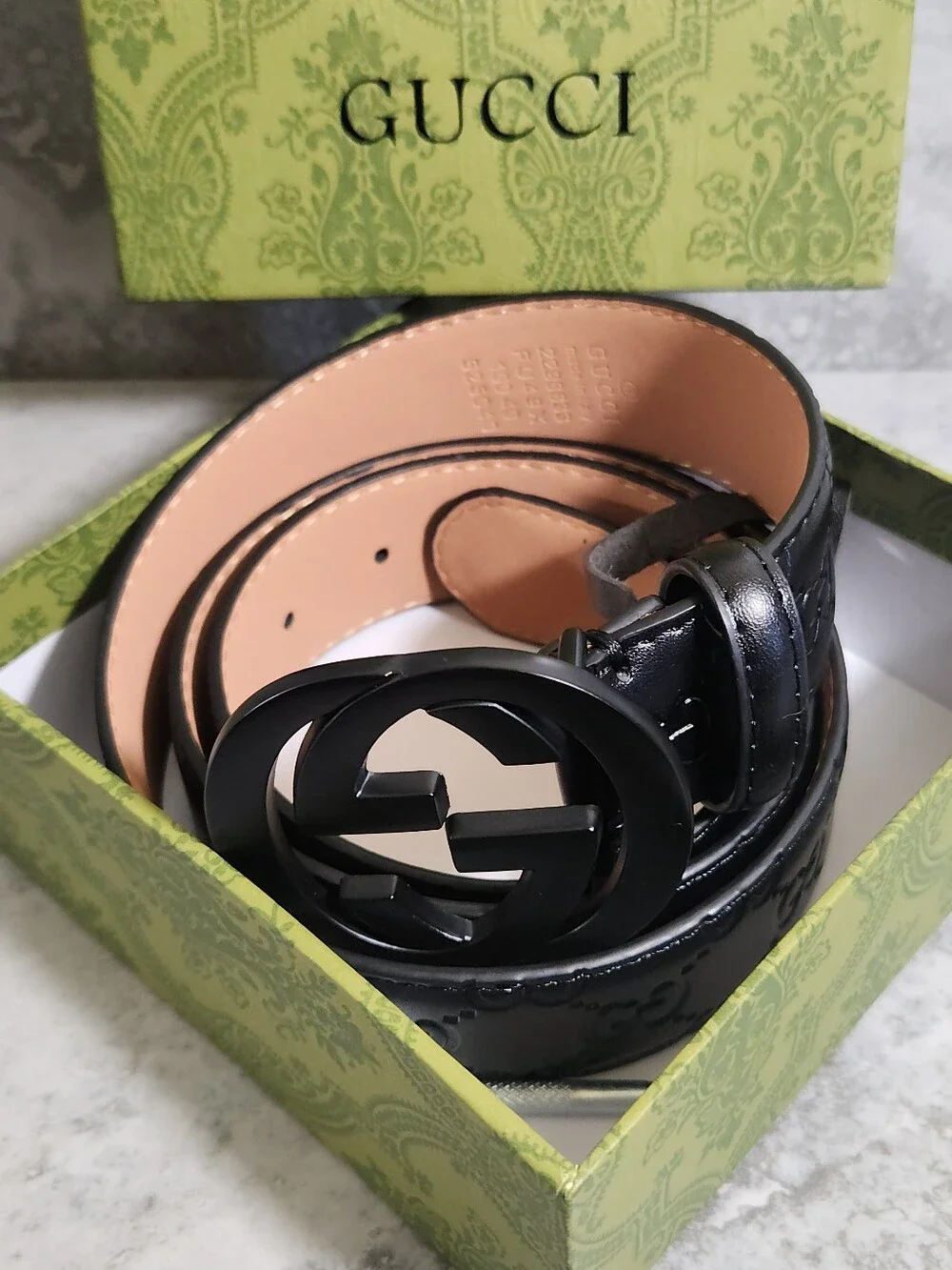 Gucci authentic black