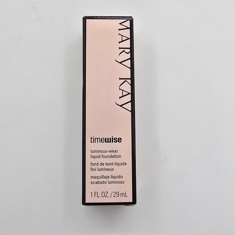 Mary Kay TimeWise Luminous-Wear Liquid Foundation Ivory 3 Normal Dry Skin 1 floz