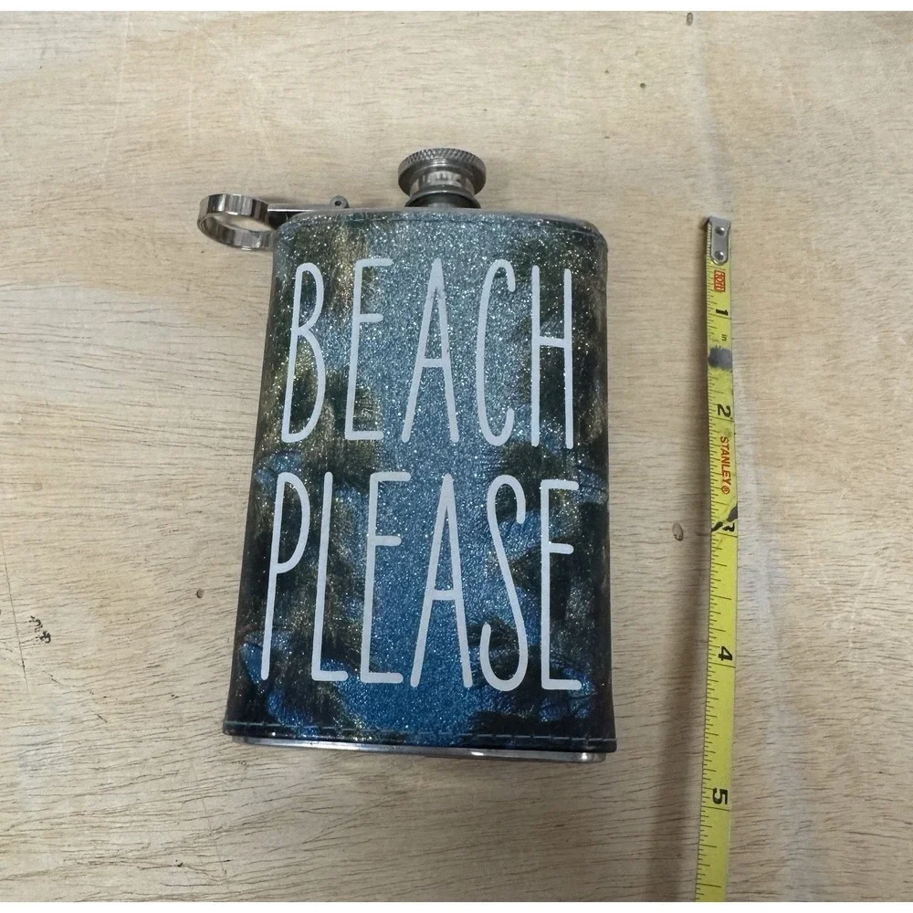 The Unbranded Brand beach please