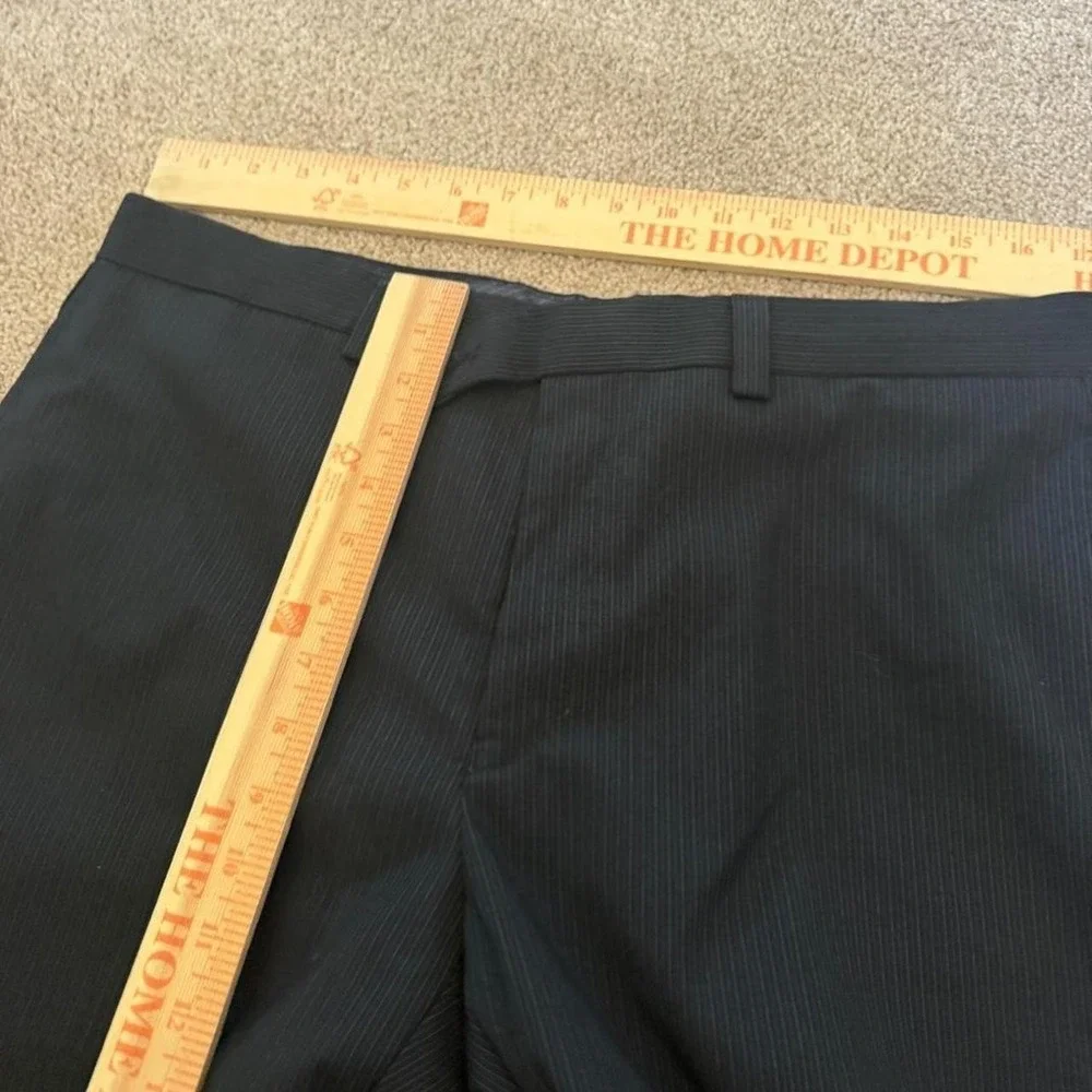 The Unbranded Brand beautiful black