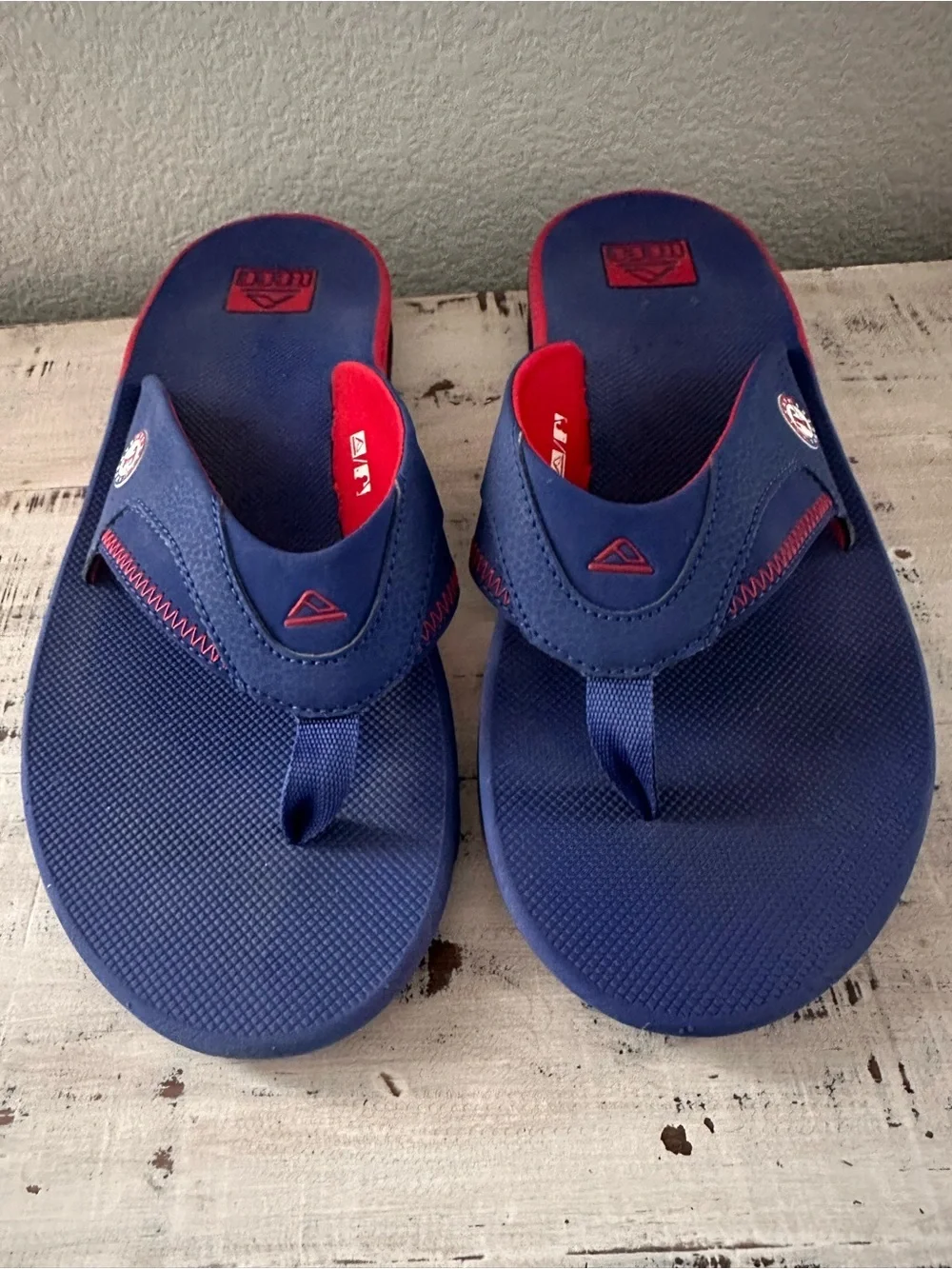 Reef Texas Rangers MLB Flip Flops Men’s 13 Bottle Opener Sandals