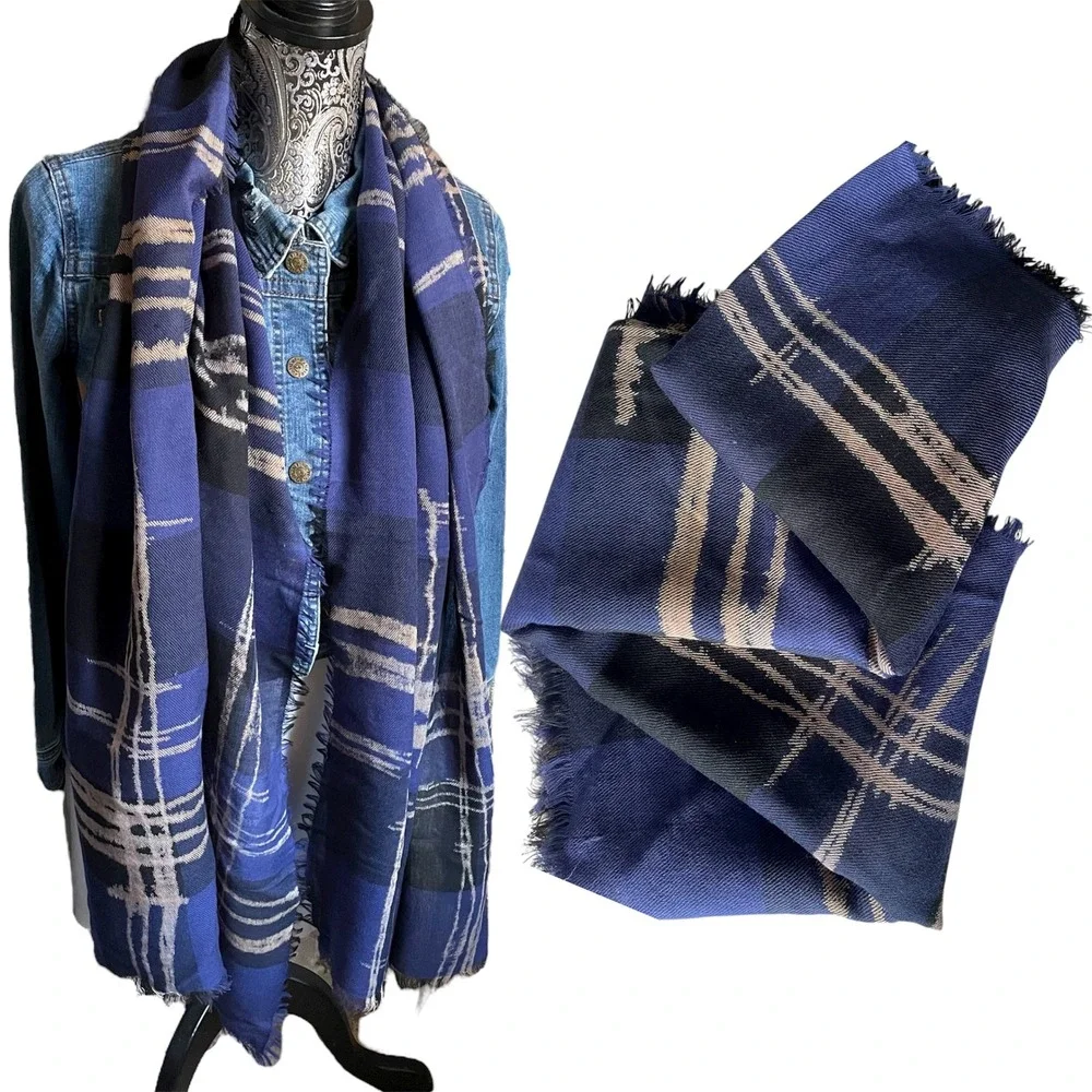 Centex Plaid Scarf Blue‎ Beige Wool Blend Fringe Oversized Wrap Shawl 28