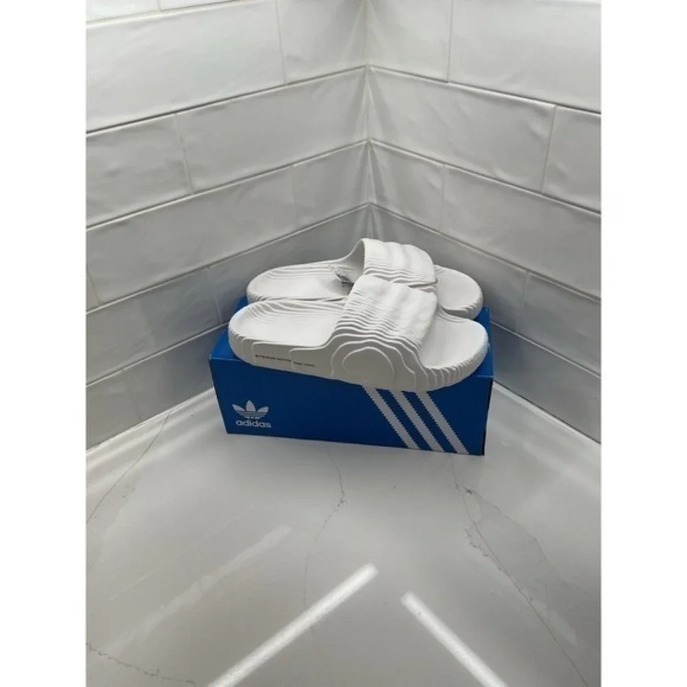 adidas island club