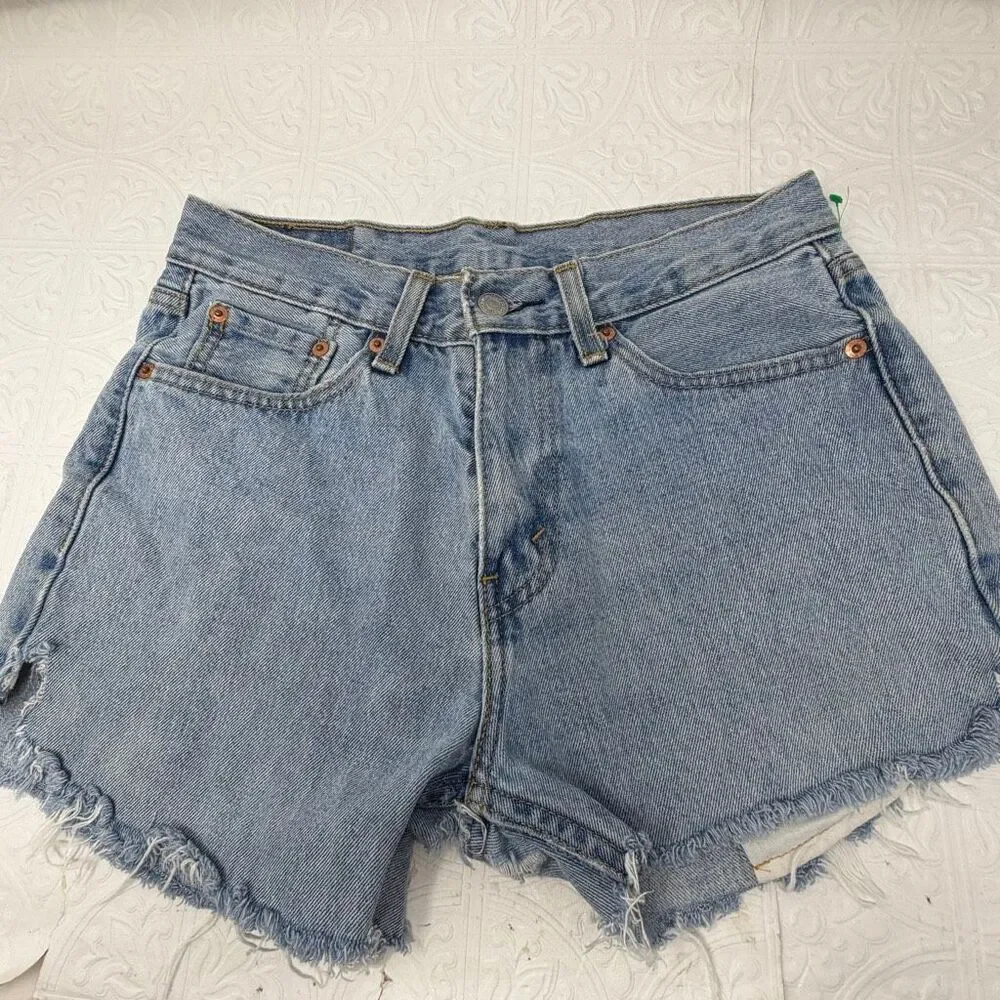 Levi’s Blue Distressed Mid Rise 505 Cut Off Frayed Denim Shorts Size 29x30