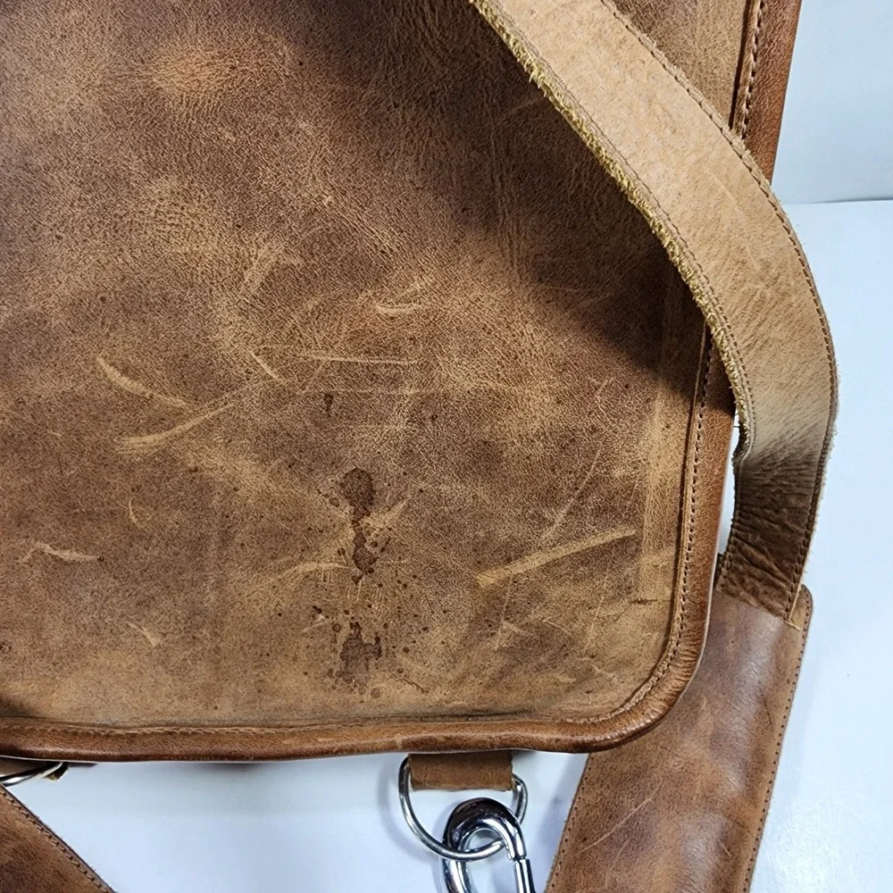 Diaz shoulder bag