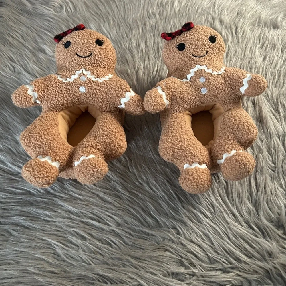 Holiday Time worn gingerbread
