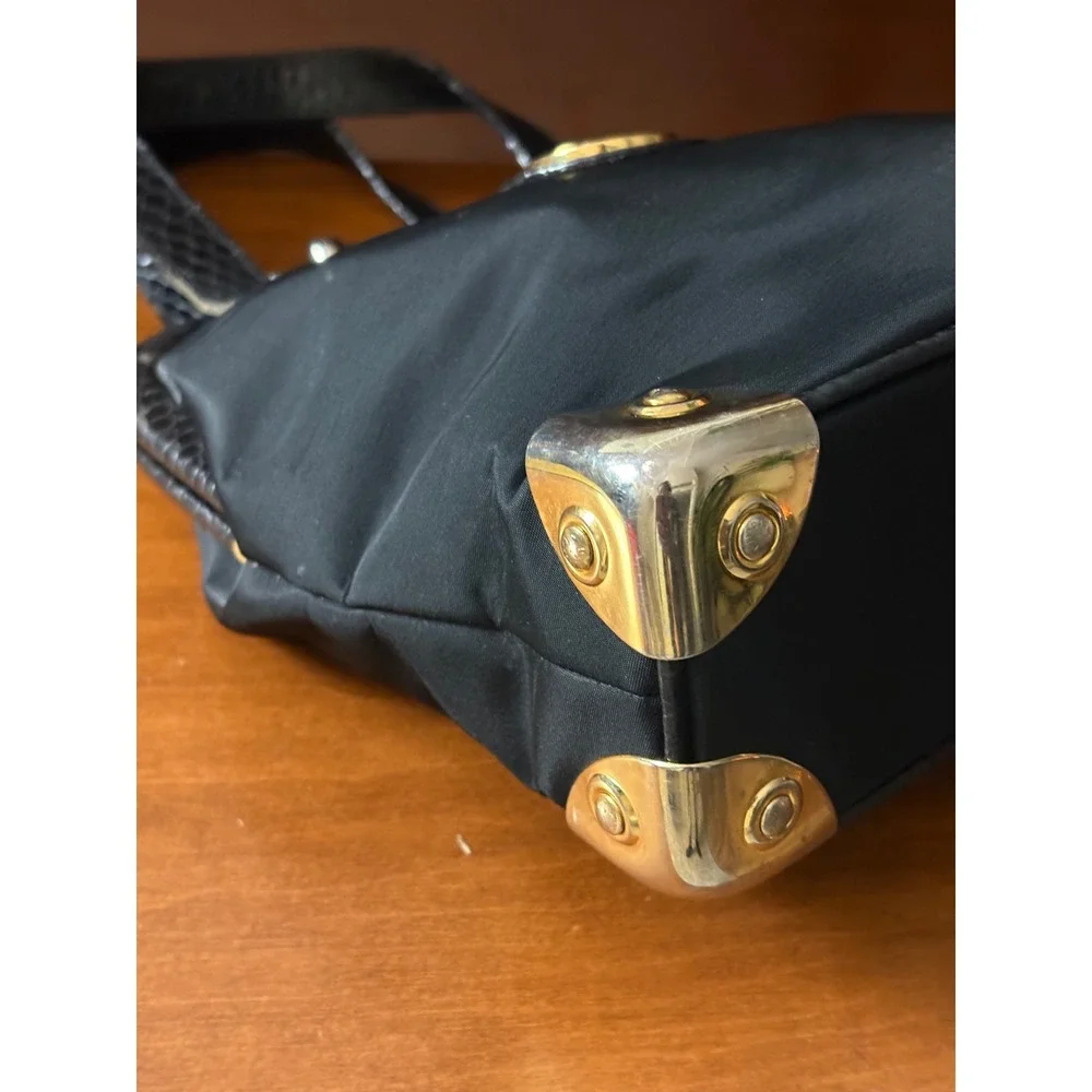 Metrocity di Braccialini Black Nylon Leather Kiss‎ Lock Frame Bag Made in Italy