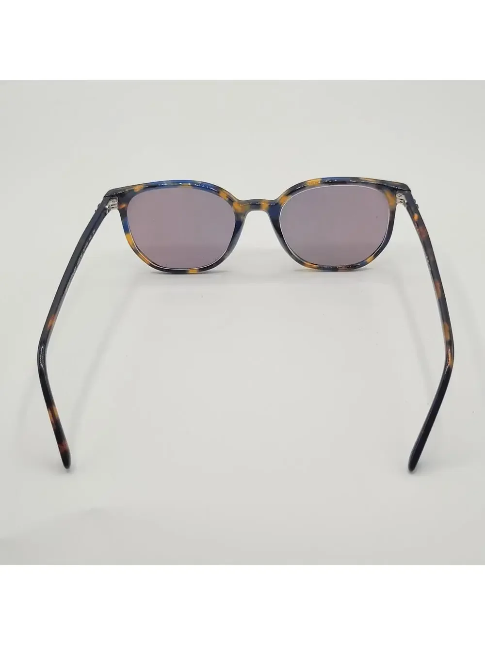 Ray-Ban product pair
