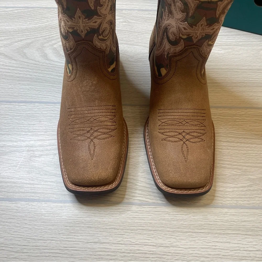 Ariat lonestar square