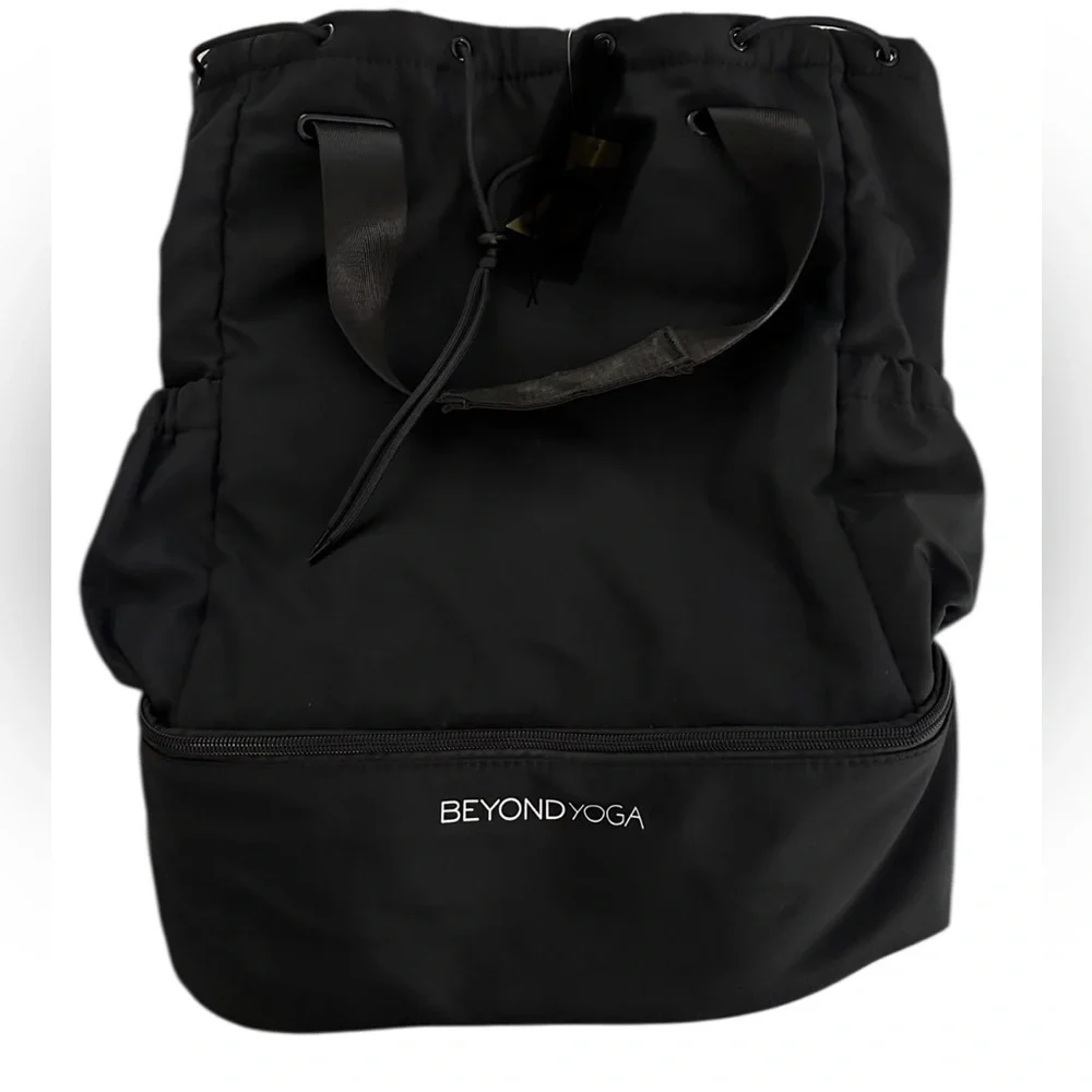 Beyond Yoga Black Convertible Gym Bag Backpack Tote