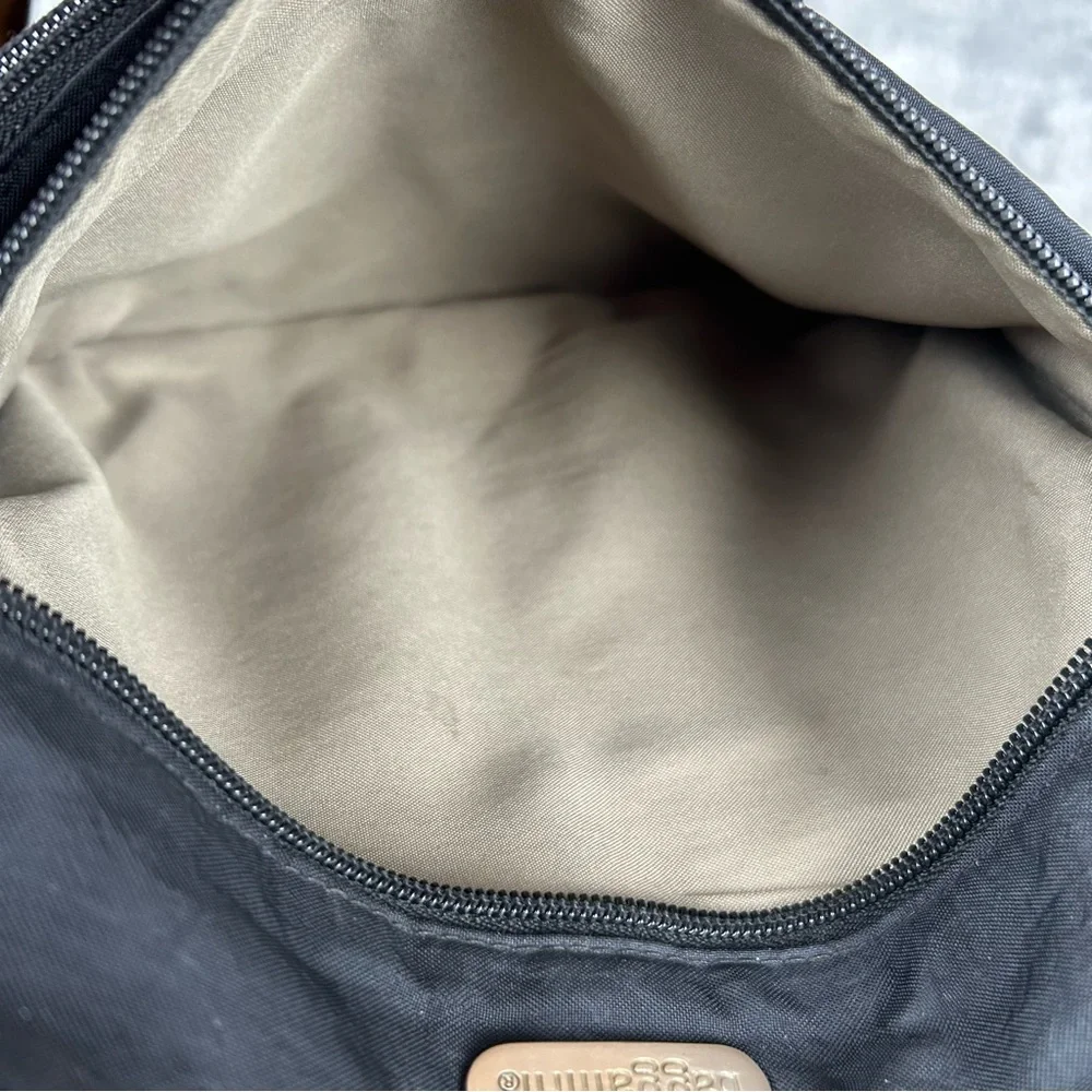 Baggallini sleek black