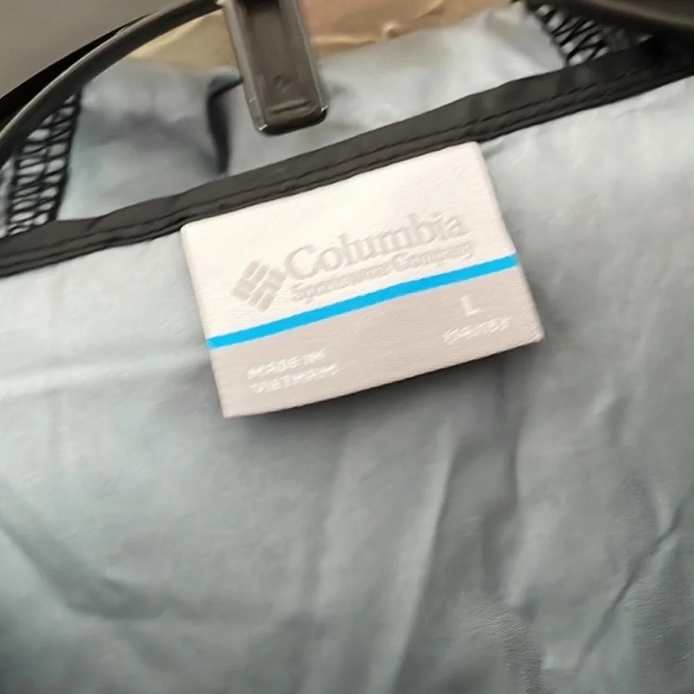 Columbia black juniors