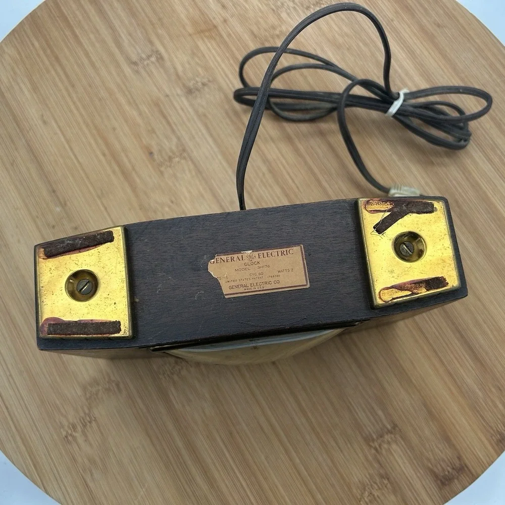 Antique Wooden General Electric Clock‎ Model 3H176- Working