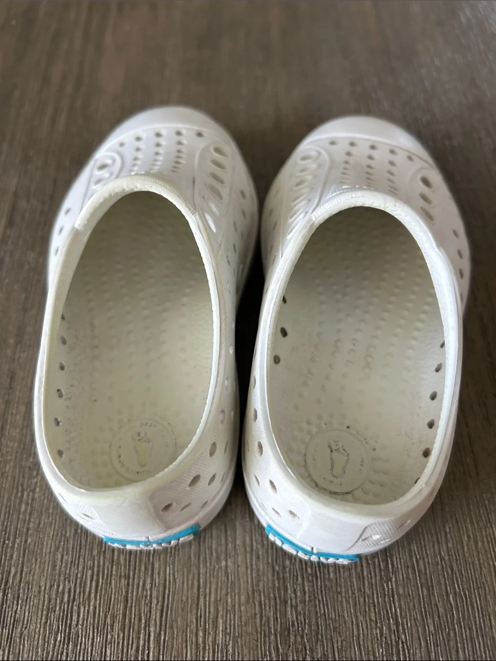 Native Jefferson Kids Water Shoe Slip-On White, Size C7.