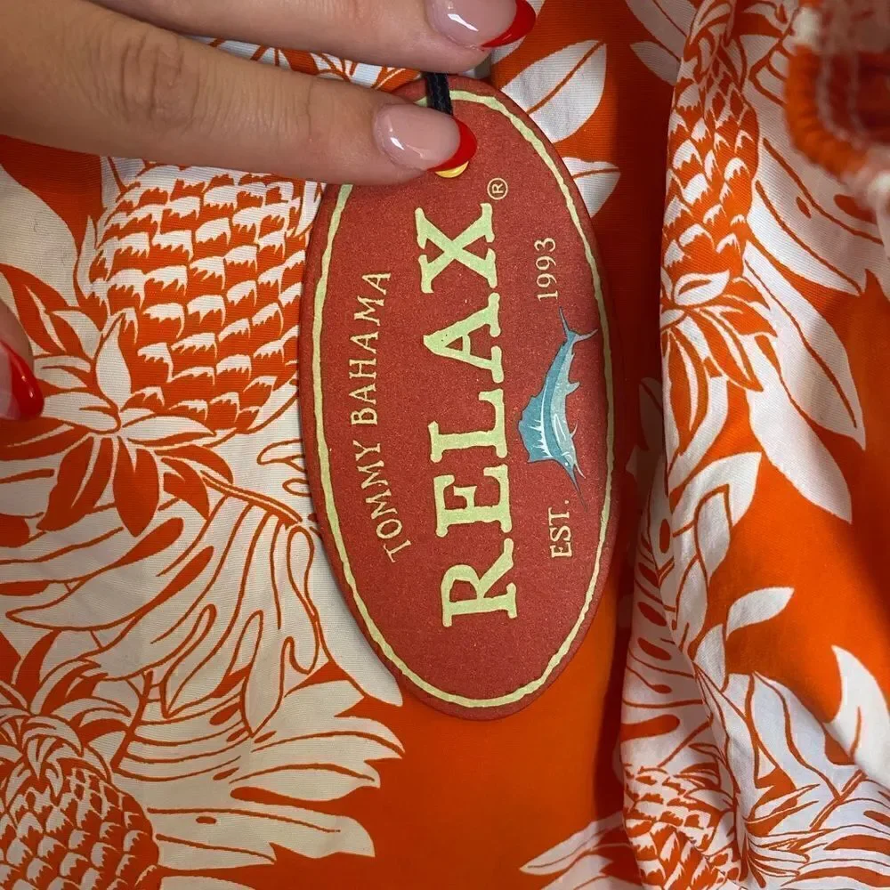 Tommy Bahama super stylish