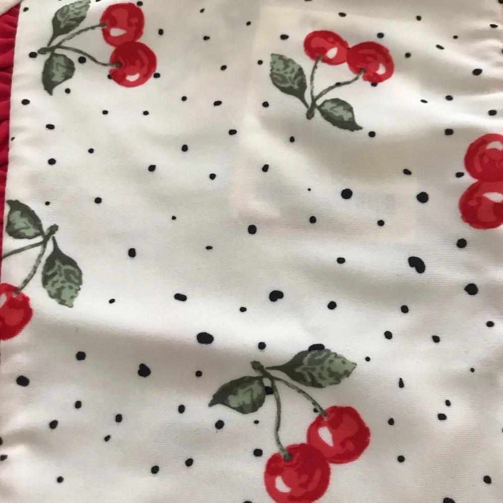 Jessica Simpson top wash ivory