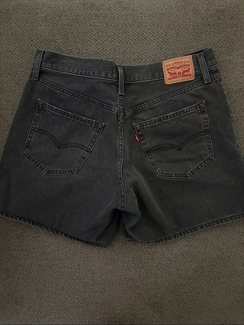 Levi's Black 94 Baggy Mid-Rise Denim Shorts