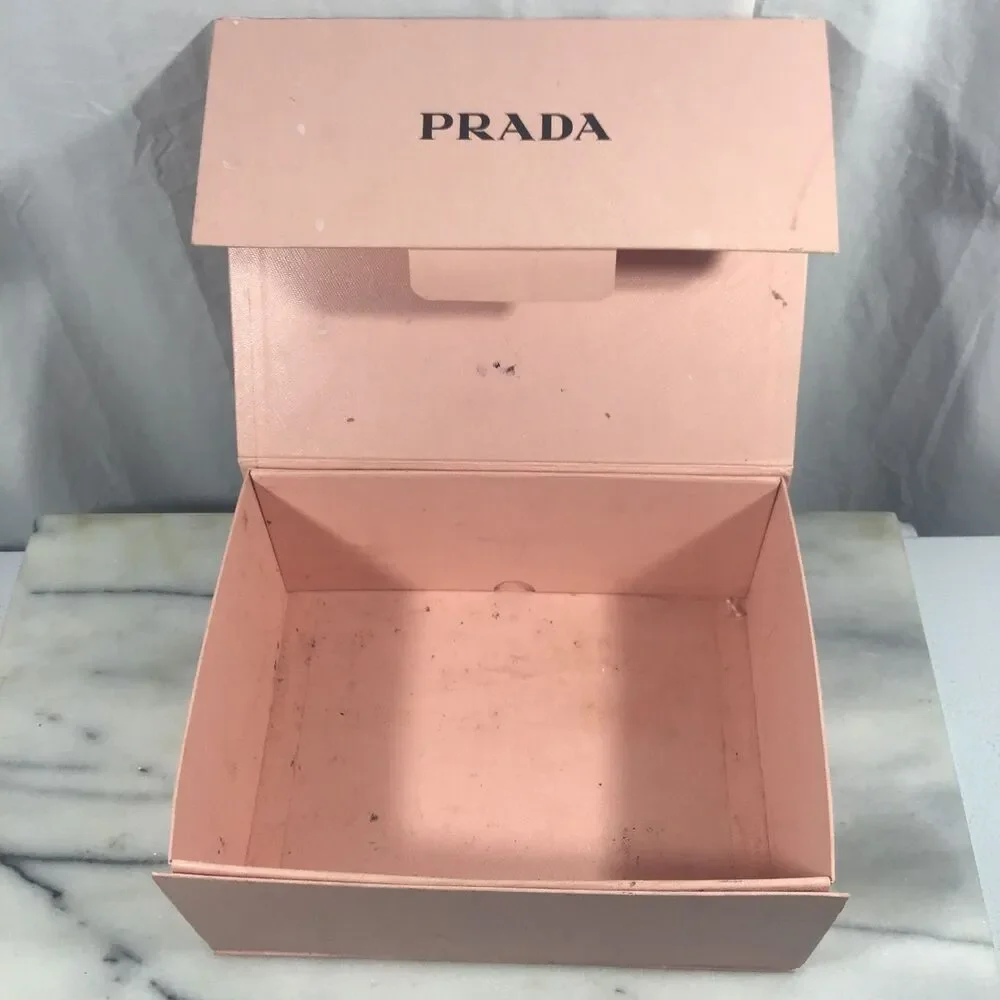Prada your consideration