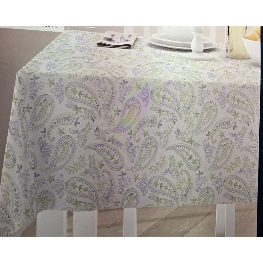 Izod paisley indoor