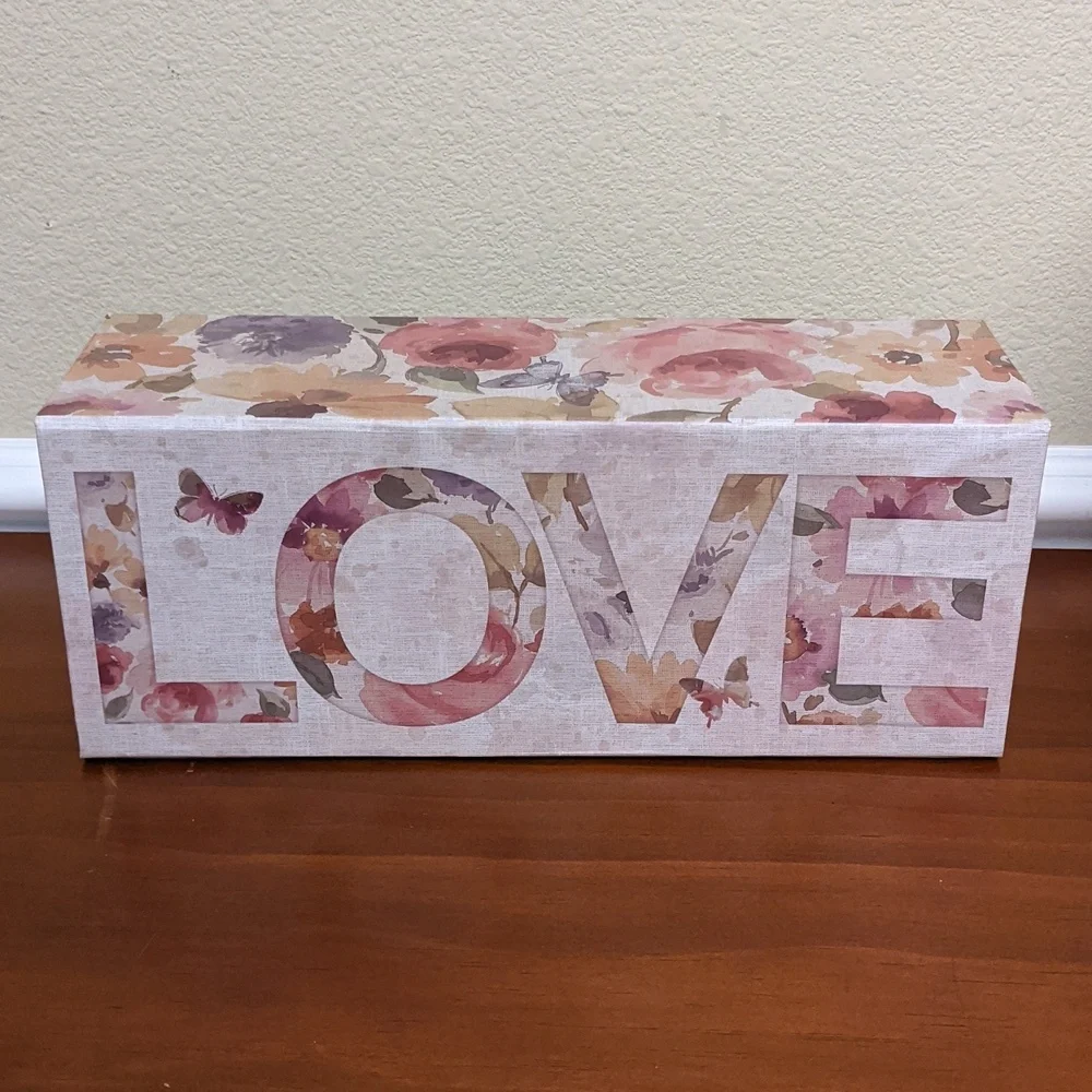 Punch Studio floral gold