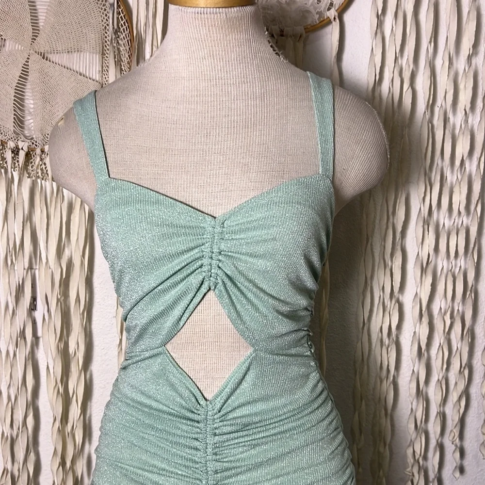 Saylor Merilyn Dress in Mint Shimmer size XS