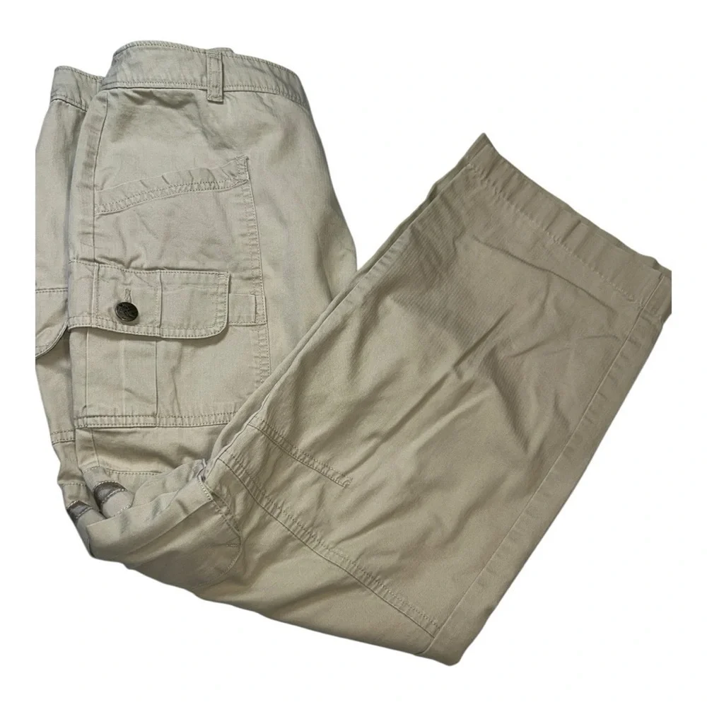 Cato Women Pants 8 Beige Capri Rhinestone City Contemporary Stretch Cargo Modern