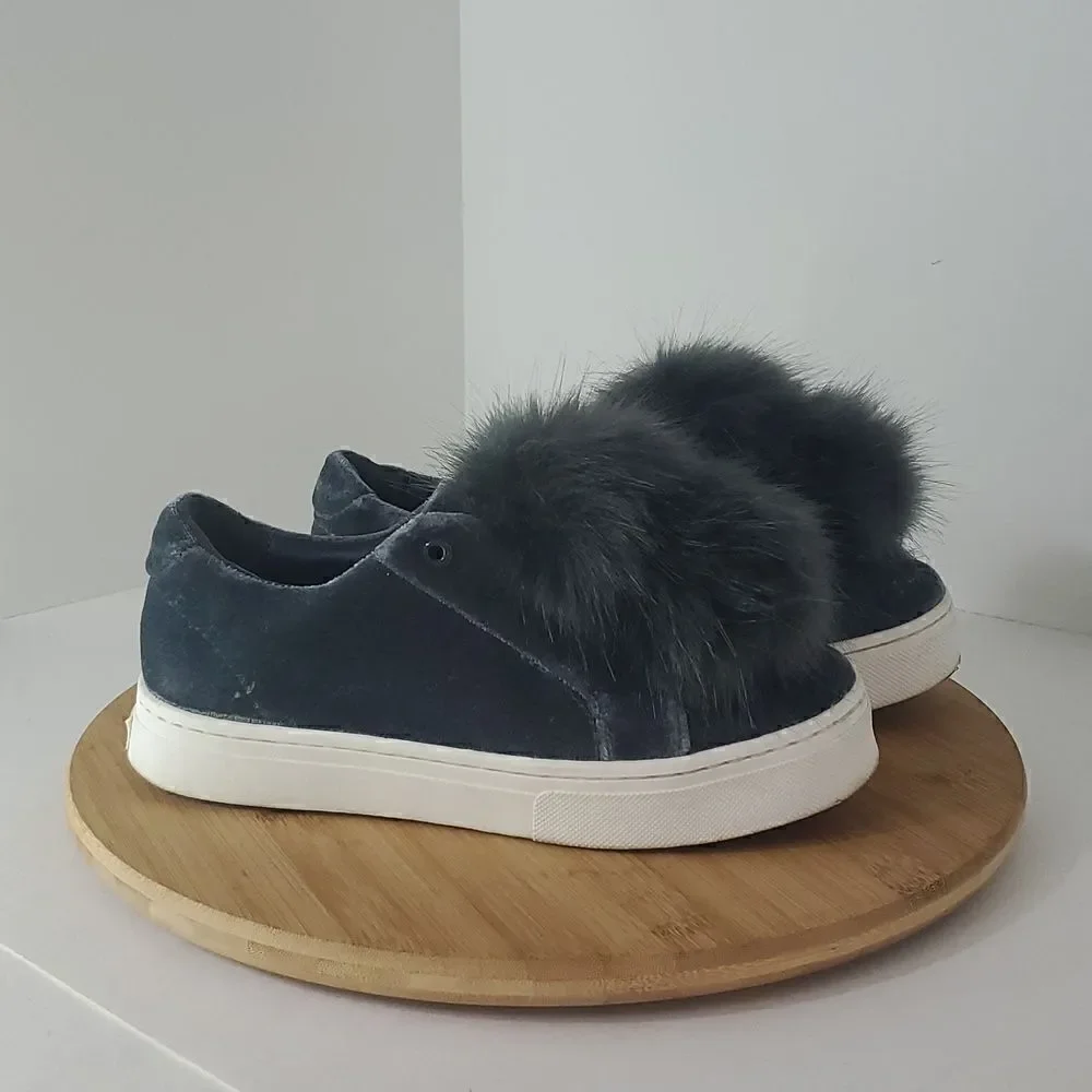 Sam Edelman Leya Velvet Pom Pom Platform Sneakers Women's Size 6.5