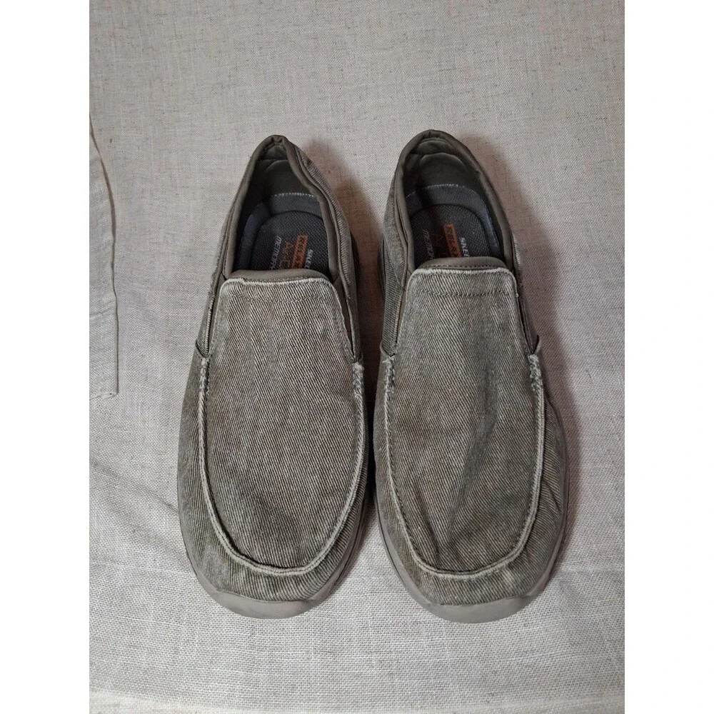 Skechers relaxed fit