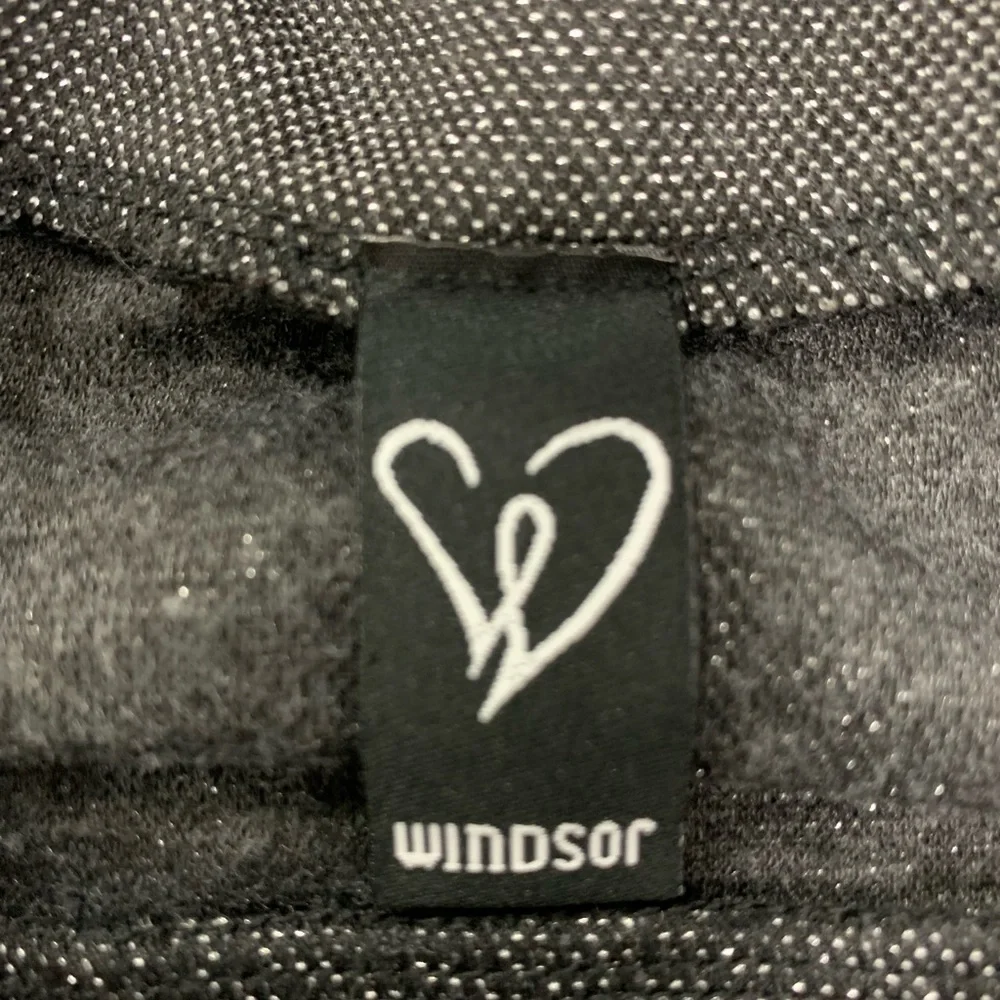 Windsor mini skirt