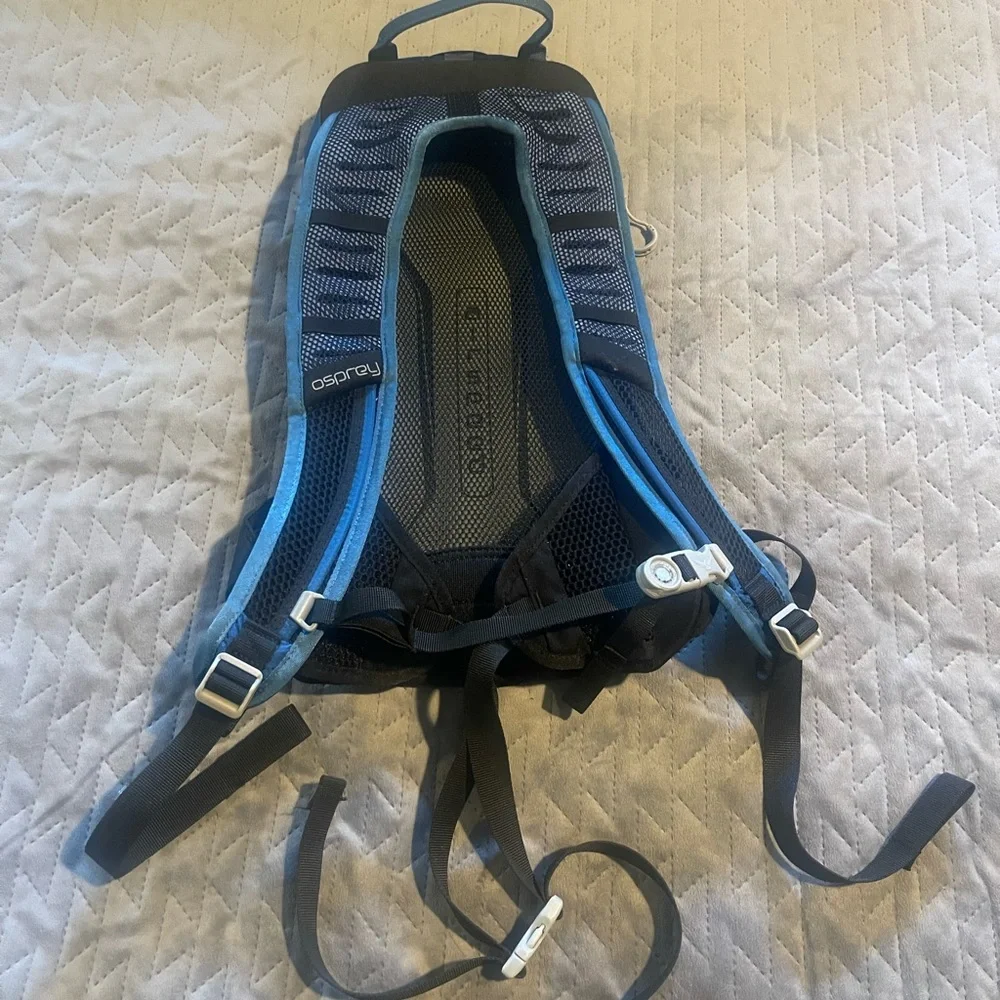 Osprey Syncro 3 hydration backpack blue‎ pre-owned condition