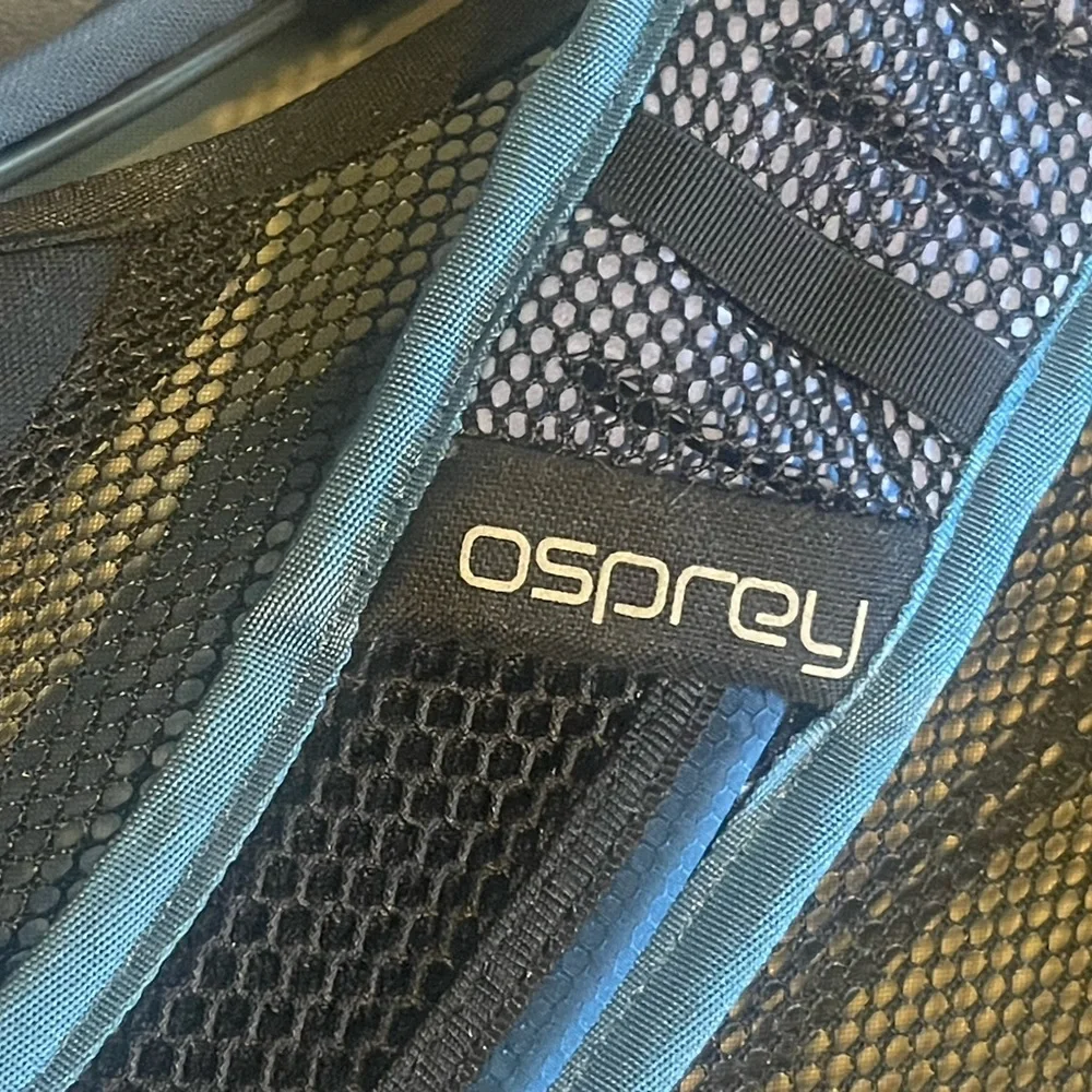 Osprey Syncro 3 hydration backpack blue‎ pre-owned condition