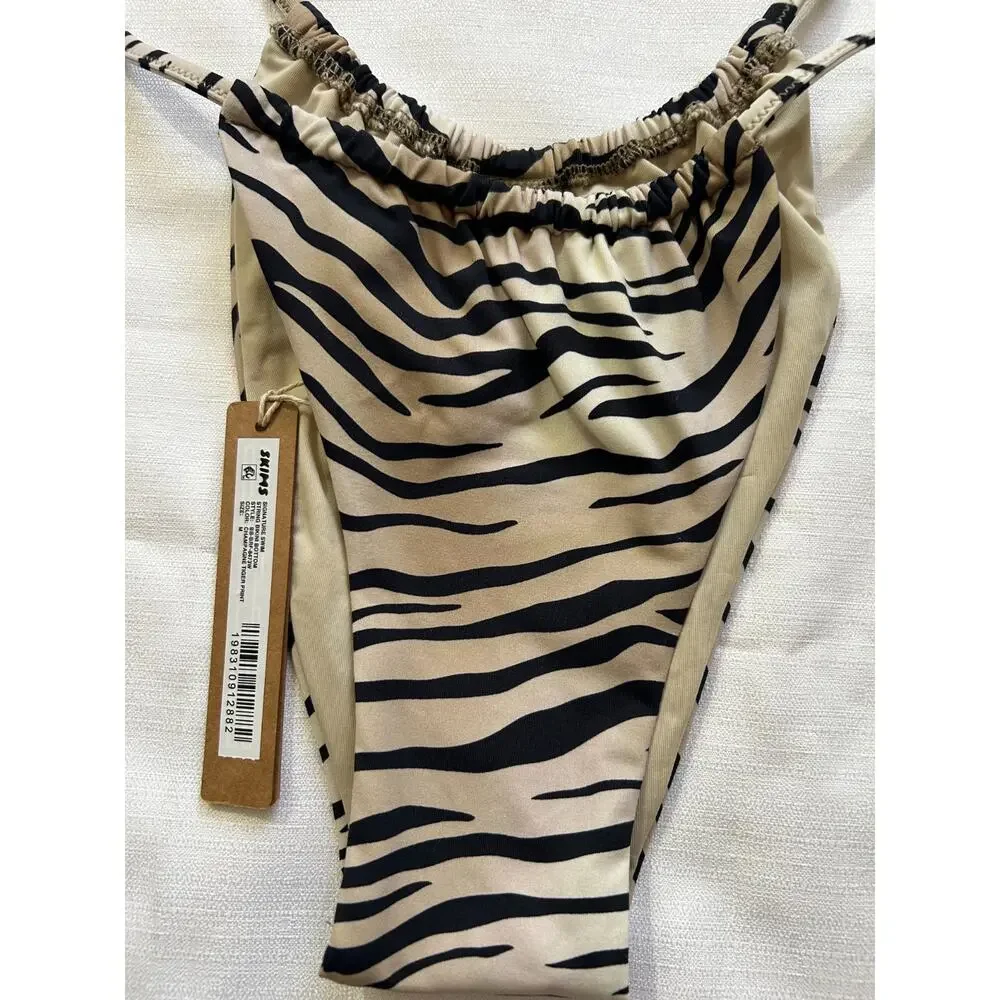 SKIMS nwt signature