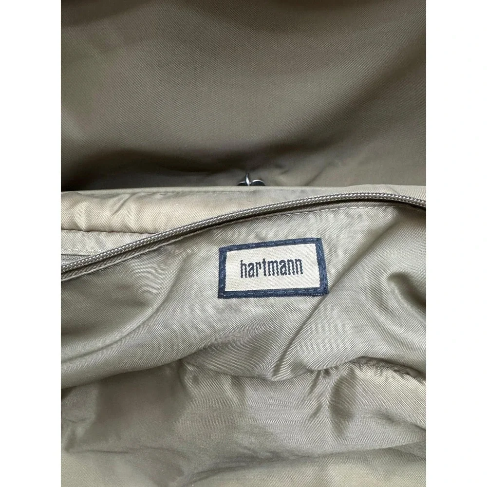 Hartmann discoloration stains