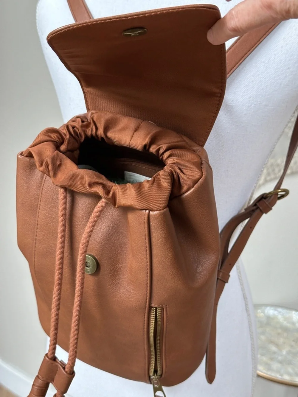 Universal Thread stylish brown