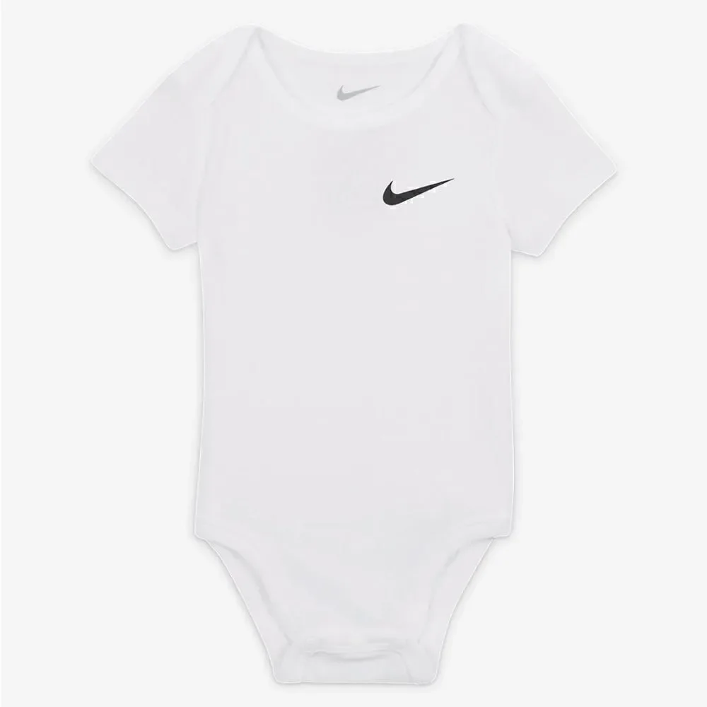 Nike mini me