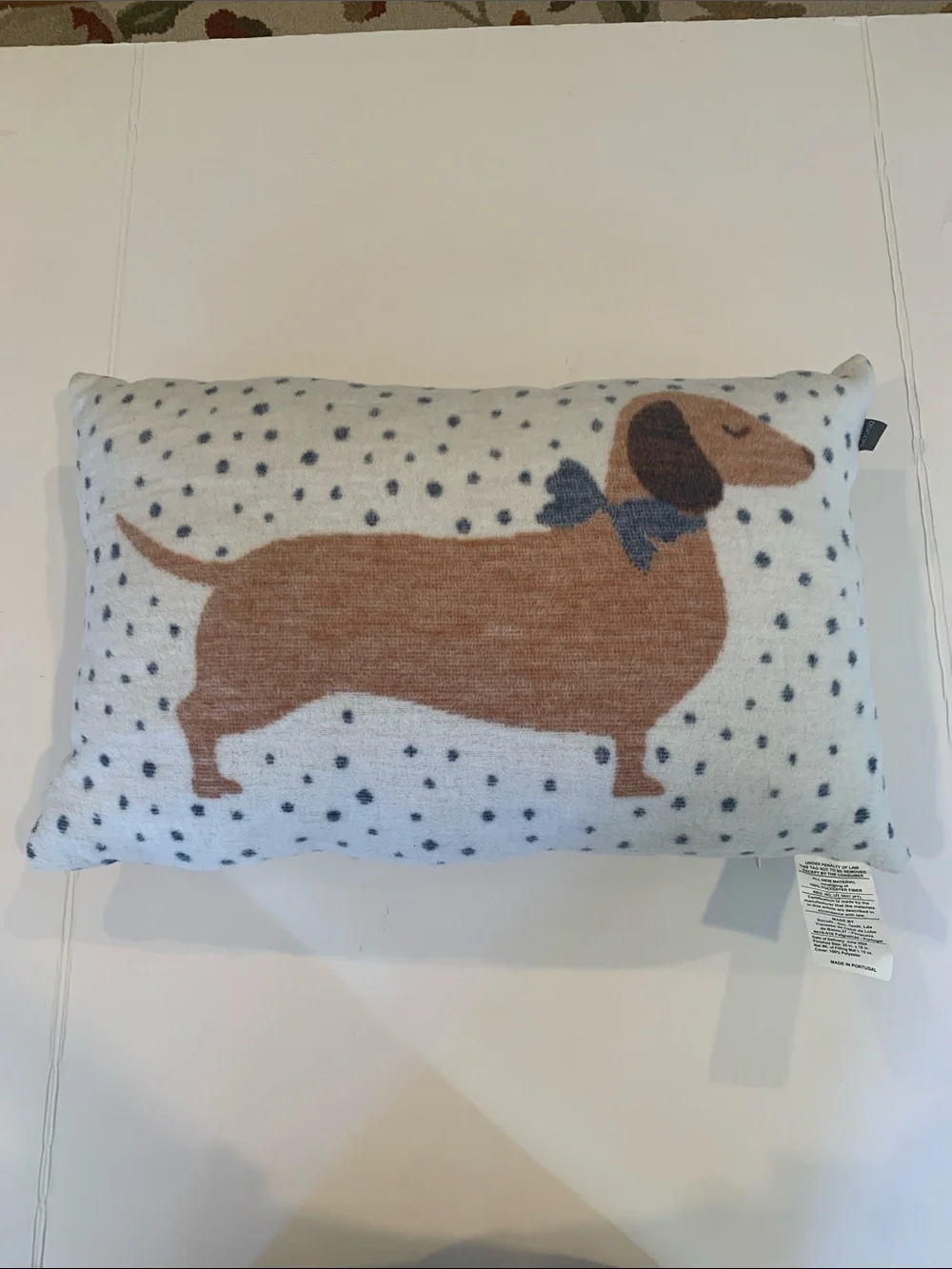 Docofil Dachshund Decorative Rectangle Accent Throw Pillow White Blue Polka Dots