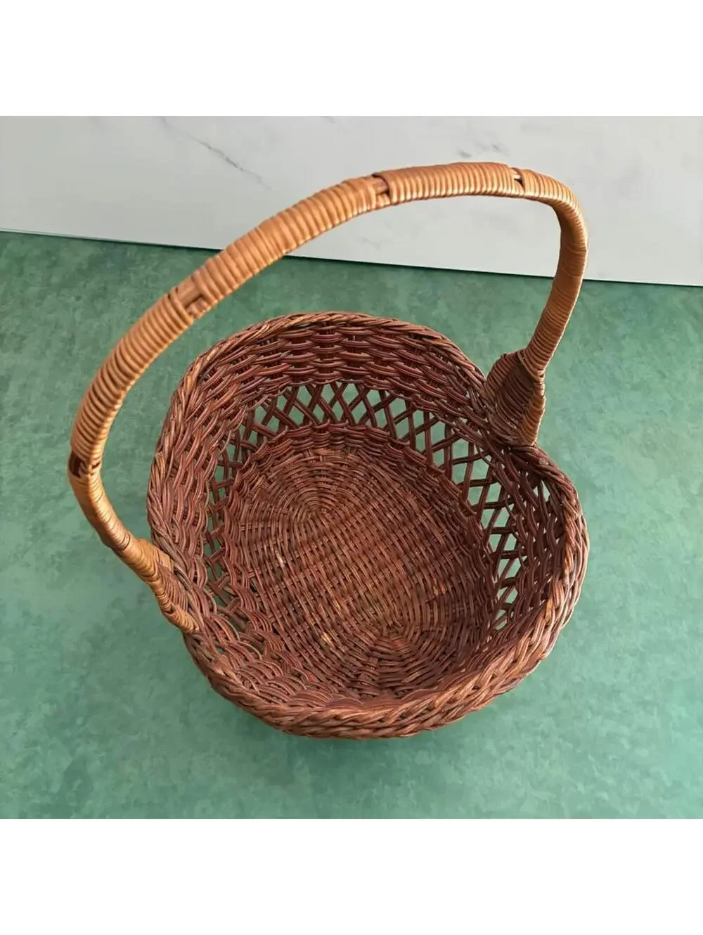 N/A vintage wicker