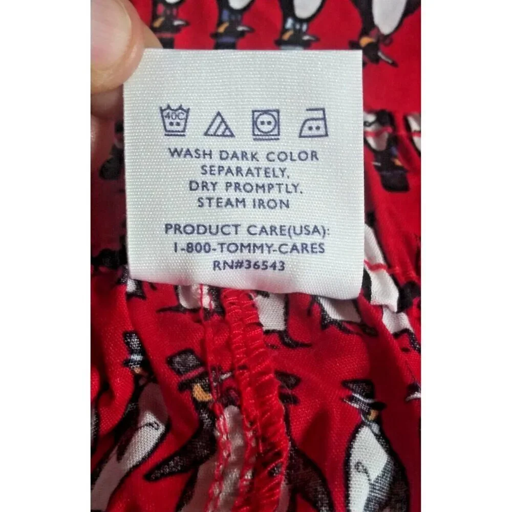 Tommy Hilfiger allover retails