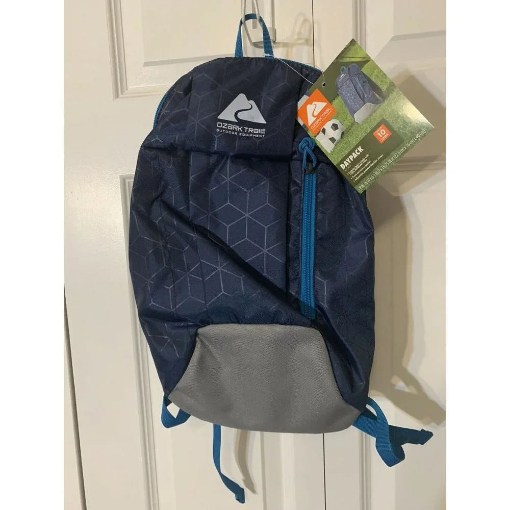 New Ozark Trail Hiking Lightweight Day Pack 10L Backpack‎ Blue NWT