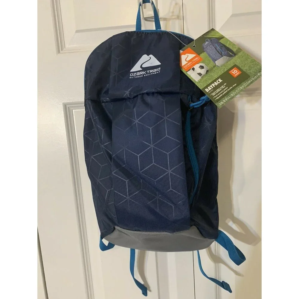 New Ozark Trail Hiking Lightweight Day Pack 10L Backpack‎ Blue NWT