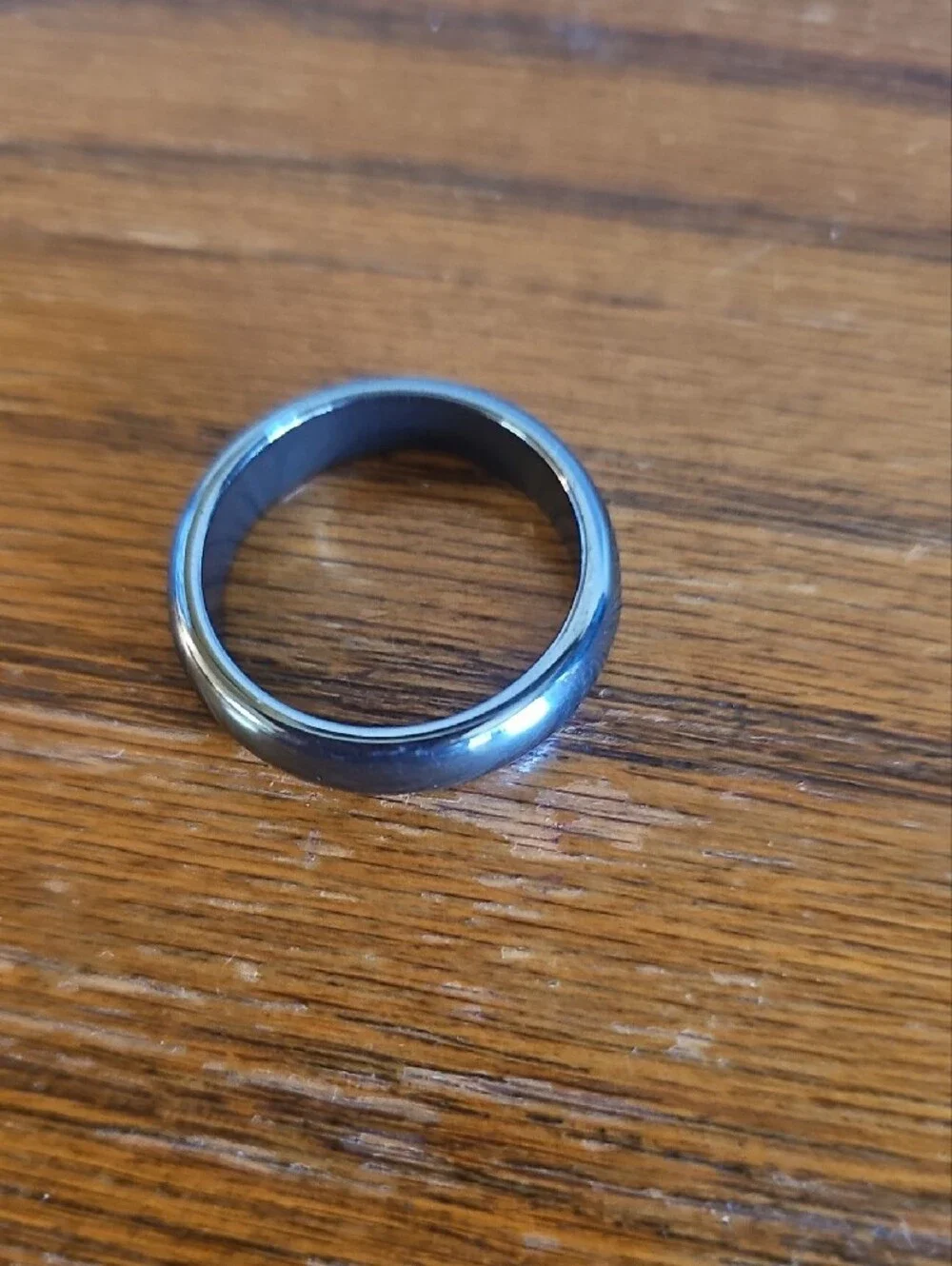 N/A polished black